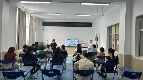 常德市妇幼保健院“五进”志愿者活动——走进沙港明星幼儿园开展学龄前儿童心理发育科普讲座