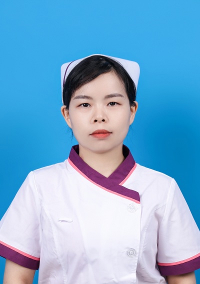 钱正英