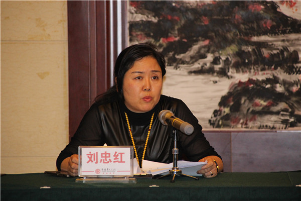 易赛楠拍摄 (1).jpg