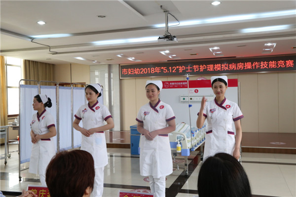 IMG_0990--第一组  熊金丽、杨明虹、俞斯洁、张 敏 .jpg